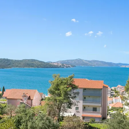 Apartment Family Friendly With A Swimming Pool Okrug Gornji, Ciovo - 21968 *