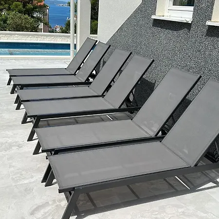 Family Friendly With A Swimming Pool Okrug Gornji, Ciovo - 21968 Apartment *