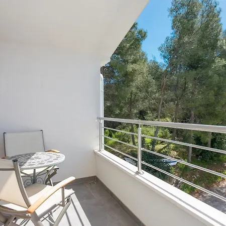 Family Friendly With A Swimming Pool Okrug Gornji, Ciovo - 21968 Apartment *