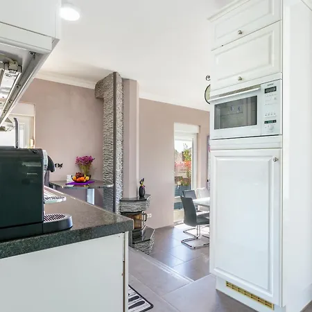 Family Friendly With A Swimming Pool Okrug Gornji, Ciovo - 21968 Apartment Trogir
